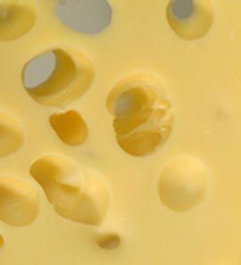 Wszechświat ''szwajcarskiego sera'' stawia czoła ciemnej energii