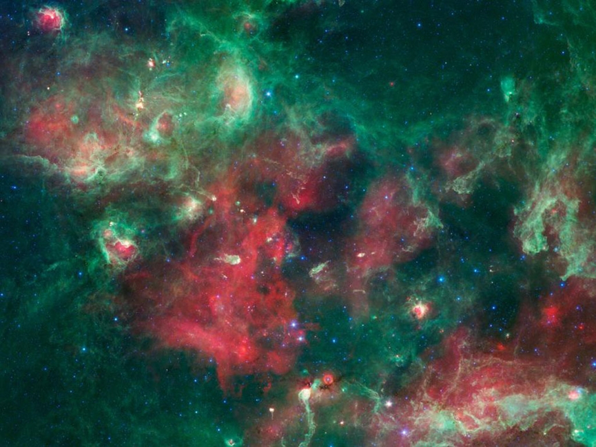 Burzliwe narodziny gwiazd w ujęciu teleskopu Spitzera